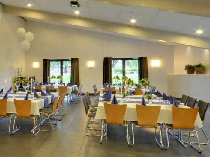 Vakantiehuis in Stadskanaal (Drenthe) voor 150 personen met 28 slaapkamers.