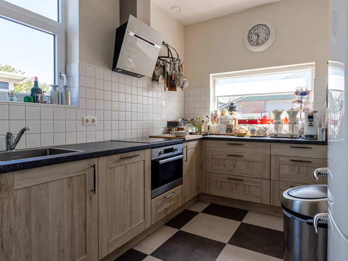 Vakantiehuis in Wolphaartsdijk (Zeeland) voor 14 personen met 7 slaapkamers.