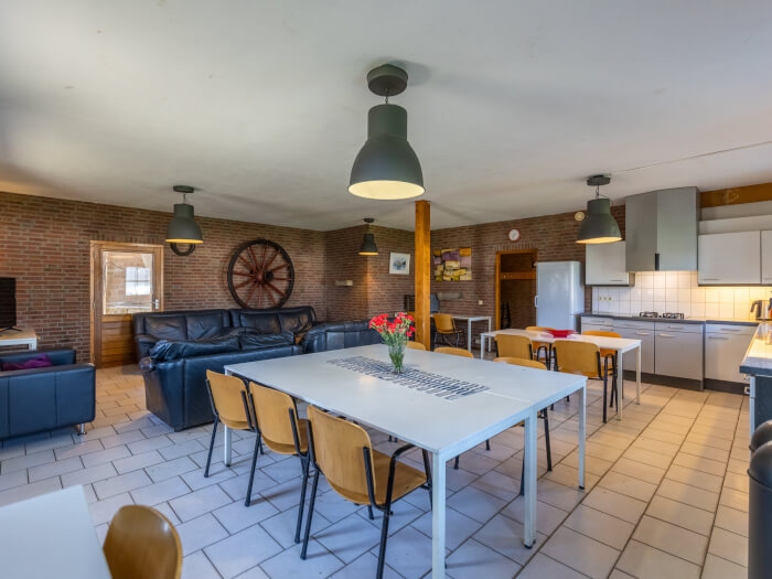 Vakantiehuis in Sint Geertruid (Limburg) voor 25 personen met 7 slaapkamers.