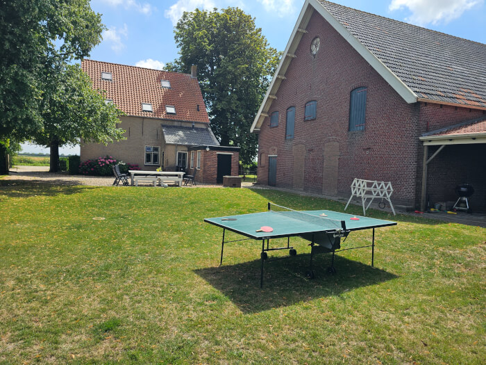 Vakantiehuis in Heerenhoek (Zeeland) voor 14 personen met 6 slaapkamers.