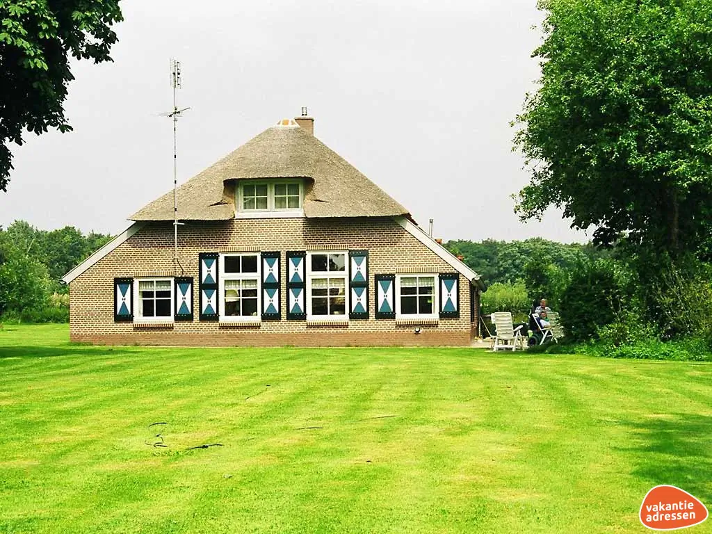 Vakantiehuis in Ommen (Overijssel) voor 16 personen met 6 slaapkamers.