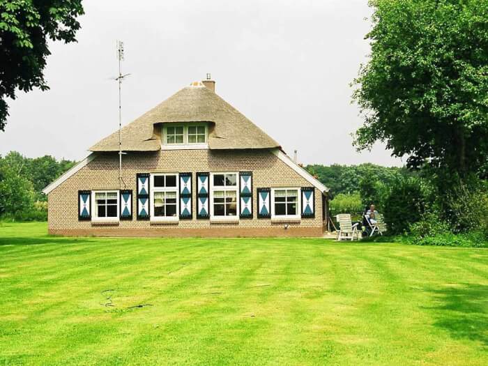 Vakantiehuis in Ommen (Overijssel) voor 16 personen met 6 slaapkamers.