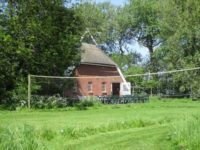 Vakantiehuis in Noordpolderzijl (Groningen) voor 30 personen met 6 slaapkamers.