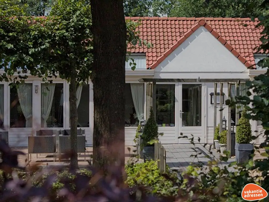 Vakantiehuis in Dongen (Noord-Brabant) voor 26 personen met 9 slaapkamers.