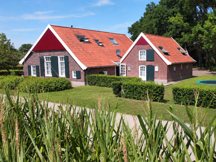 Vakantiehuis in Winterswijk (Gelderland) voor 11 personen met 5 slaapkamers.