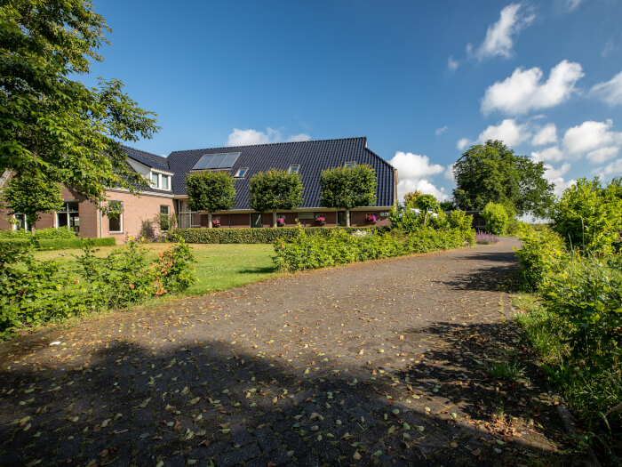 Vakantiehuis in Pesse (Drenthe) voor 12 personen met 8 slaapkamers.