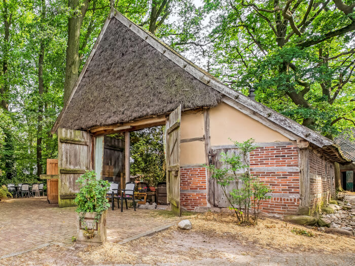 Vakantiehuis in Hezingen (Overijssel) voor 10 personen met 4 slaapkamers.