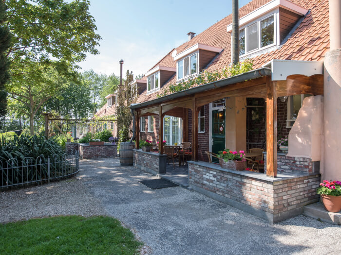 Vakantiehuis in Slootdorp (Noord-Holland) voor 17 personen met 6 slaapkamers.