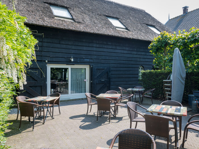Vakantiehuis in Ottoland (Zuid-Holland) voor 30 personen met 4 slaapkamers.