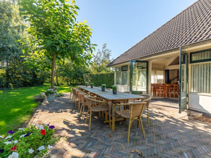 Vakantiehuis in Vollenhove (Overijssel) voor 22 personen met 9 slaapkamers.