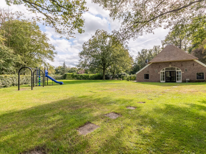 Vakantiehuis in Geesteren (Gelderland) voor 30 personen met 6 slaapkamers.