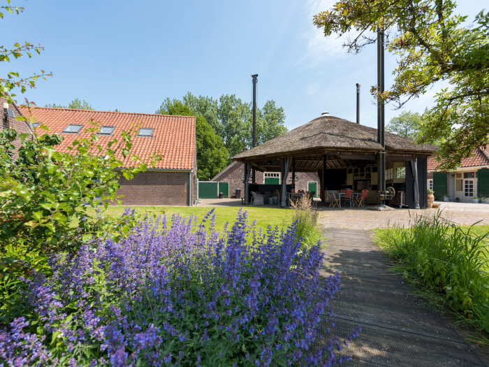 Vakantiehuis in Linschoten (Utrecht) voor 12 personen met 6 slaapkamers.