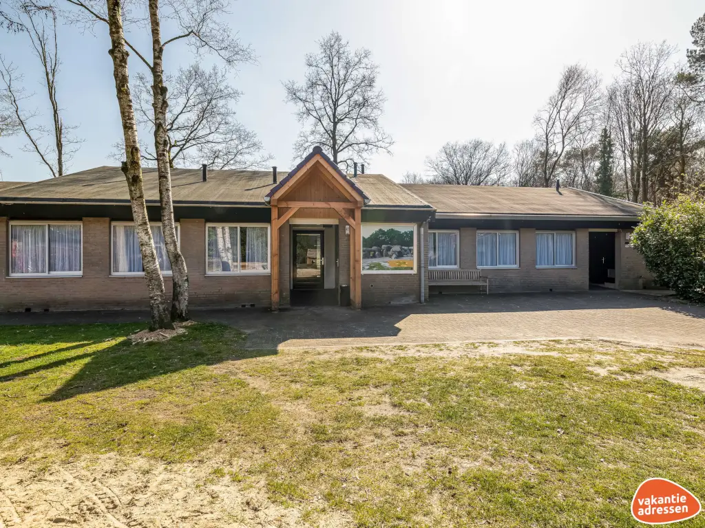 Vakantiehuis in Zuidwolde (Drenthe) voor 22 personen met 9 slaapkamers.