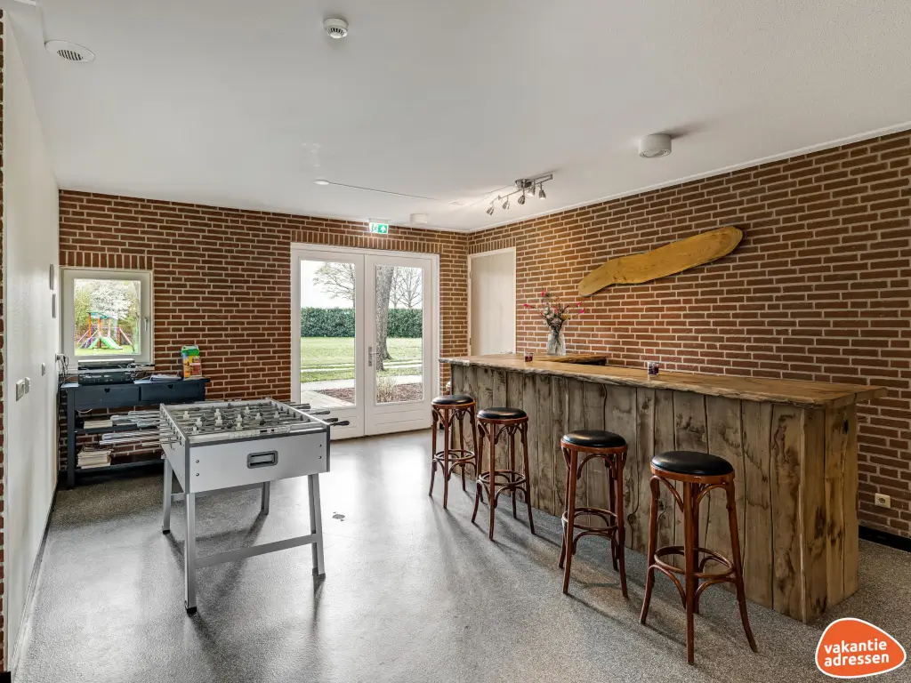Vakantiehuis in Lievelde (Gelderland) voor 34 personen met 17 slaapkamers.