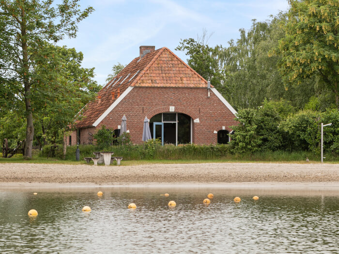 Vakantiehuis in Eibergen (Gelderland) voor 14 personen met 5 slaapkamers.