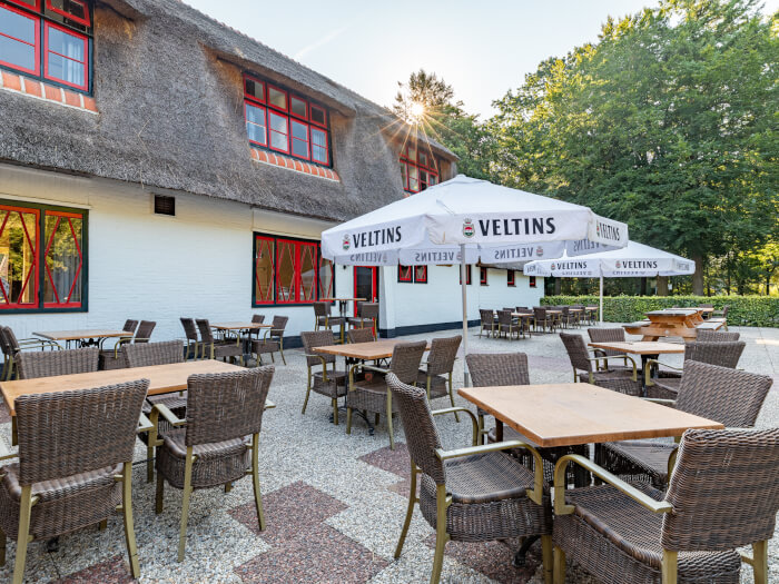 Vakantiehuis in Appelscha (Friesland) voor 50 personen met 14 slaapkamers.