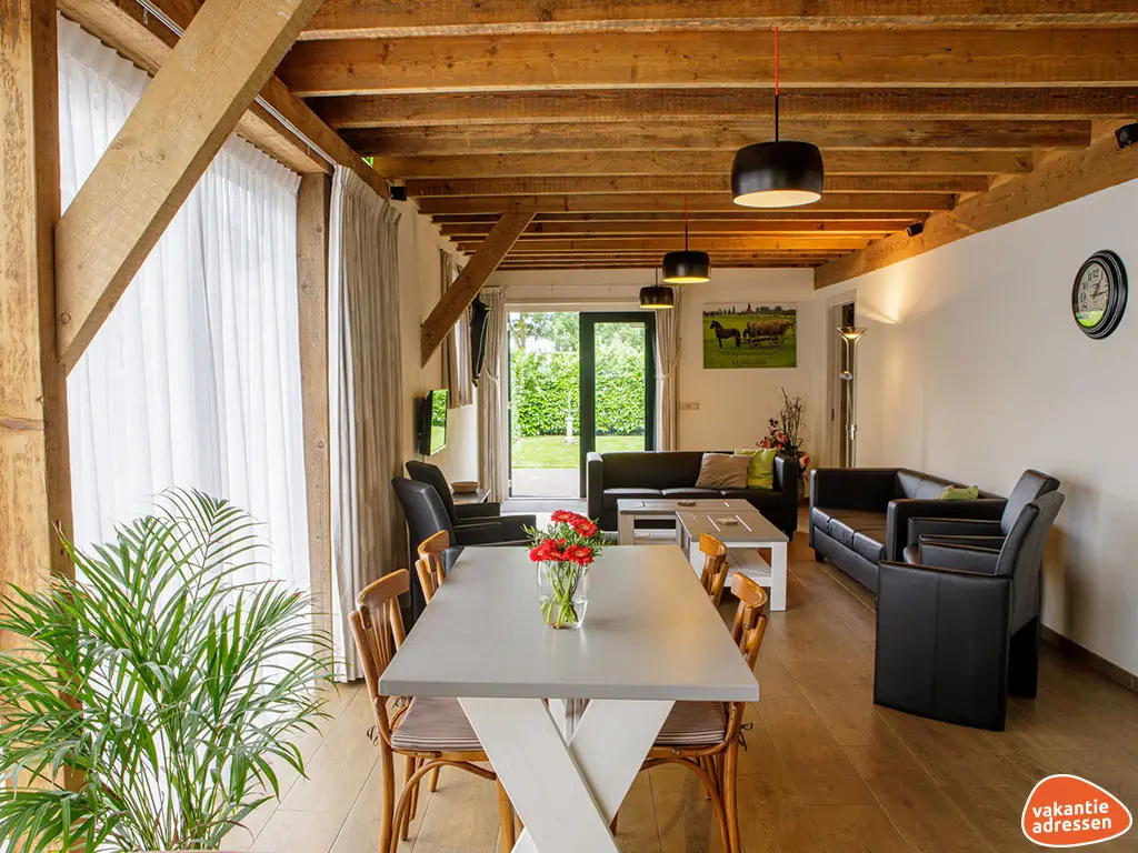 Vakantiehuis in Goudriaan (Zuid-Holland) voor 13 personen met 5 slaapkamers.