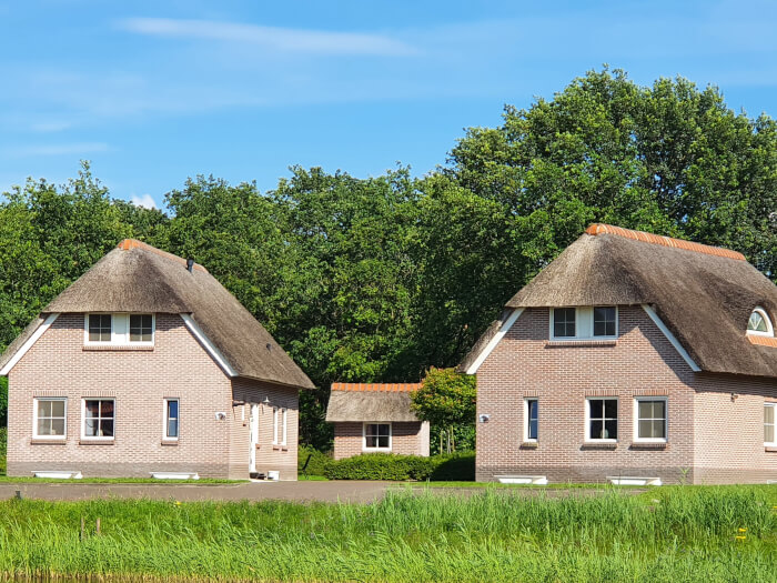 Vakantiehuis in Tiendeveen (Drenthe) voor 20 personen met 10 slaapkamers.