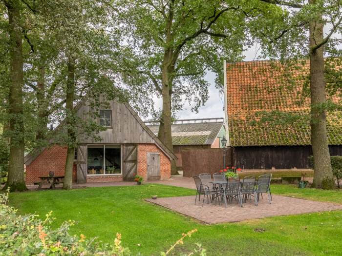 Vakantiehuis in Vasse (Overijssel) voor 10 personen met 4 slaapkamers.