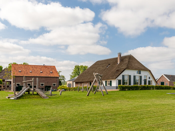 Vakantiehuis in Terwolde (Gelderland) voor 24 personen met 11 slaapkamers.