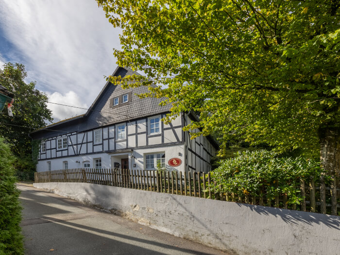 Vakantiehuis in Winterberg (Noordrijn-Westfalen) voor 16 personen met 6 slaapkamers.