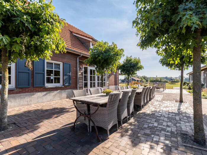 Vakantiehuis in Evertsoord (Limburg) voor 26 personen met 13 slaapkamers.