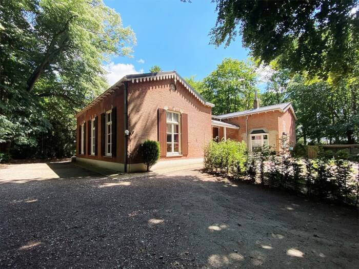 Vakantiehuis in Bosschenhoofd (Noord-Brabant) voor 24 personen met 7 slaapkamers.