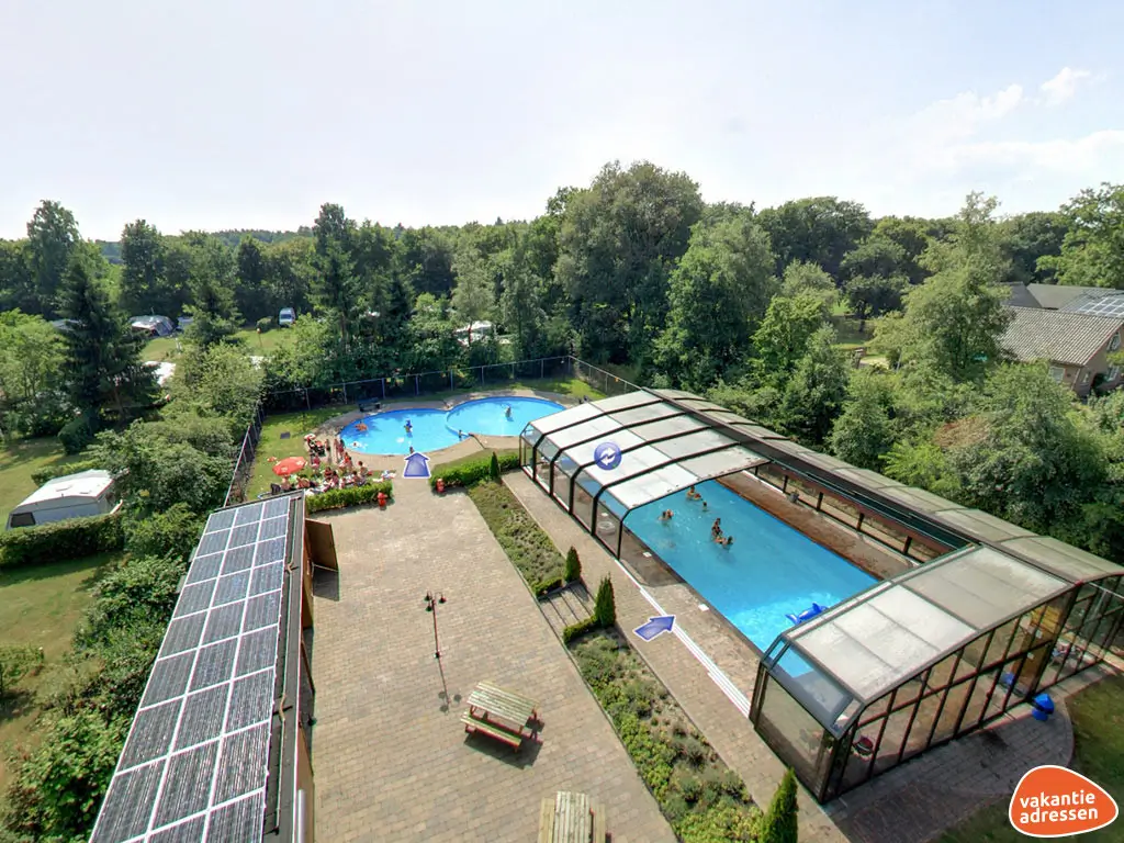 Vakantiehuis in Hardenberg (Overijssel) voor 20 personen met 2 slaapkamers.