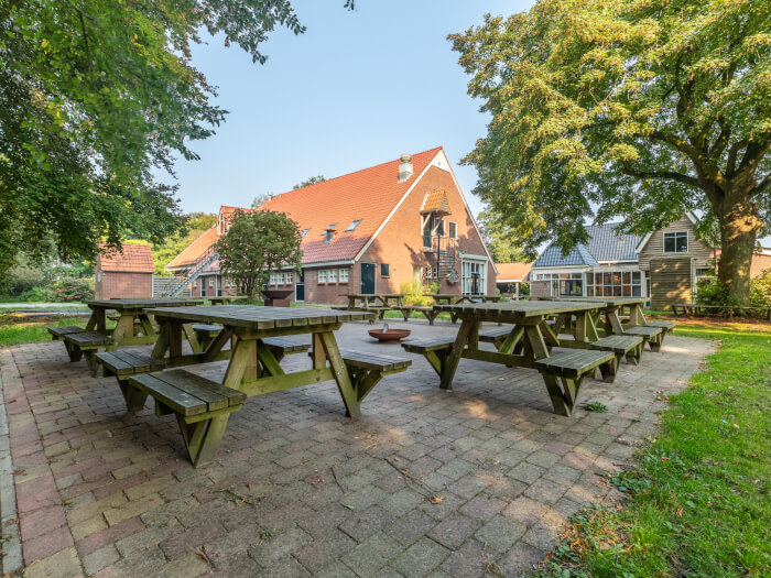 Vakantiehuis in Orvelte (Drenthe) voor 80 personen met 11 slaapkamers.