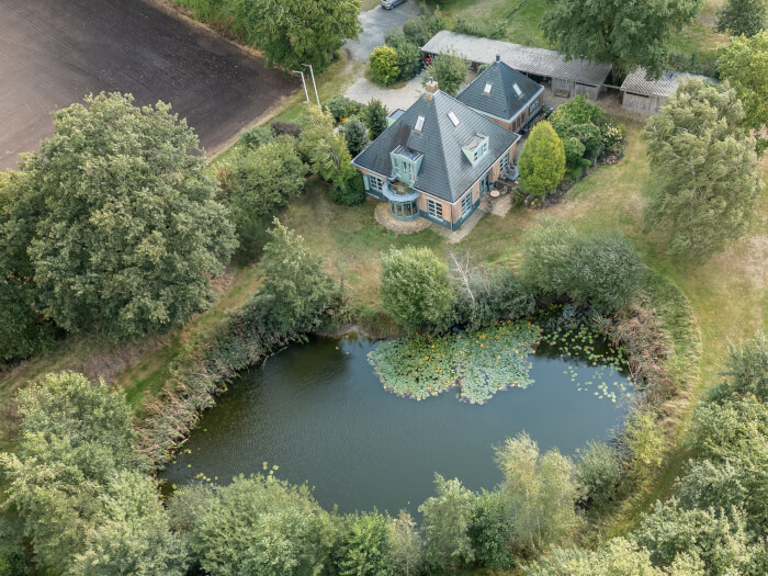 Vakantiehuis in Eibergen (Gelderland) voor 16 personen met 6 slaapkamers.