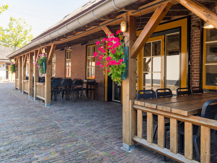 Vakantiehuis in Wateringen (Zuid-Holland) voor 30 personen met 13 slaapkamers.