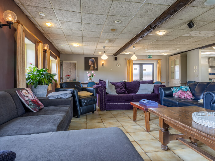 Vakantiehuis in Ravenstein (Noord-Brabant) voor 20 personen met 6 slaapkamers.