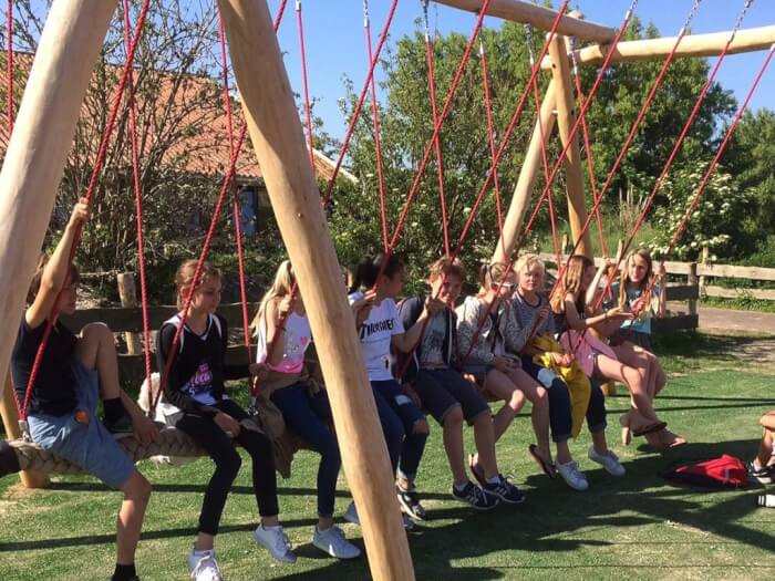 Vakantiehuis in Den Hoorn (Waddeneilanden) voor 44 personen met 8 slaapkamers.