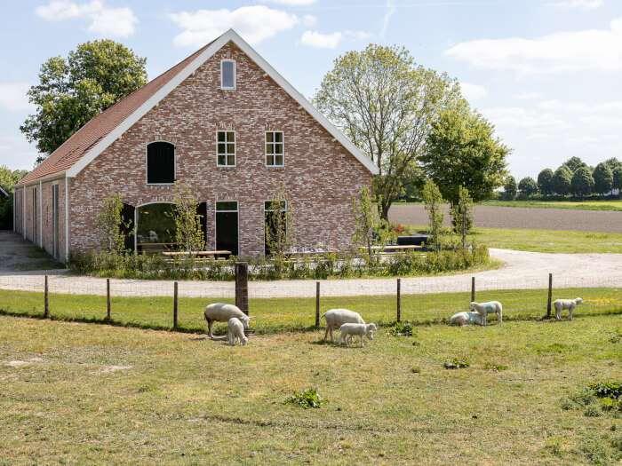 Vakantiehuis in Heinkenszand (Zeeland) voor 20 personen met 10 slaapkamers.