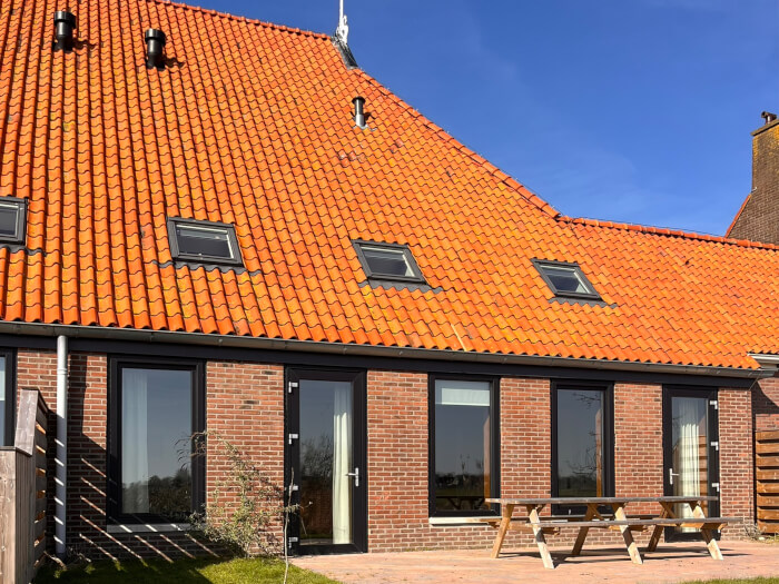 Vakantiehuis in Sloten (Friesland) voor 10 personen met 3 slaapkamers.