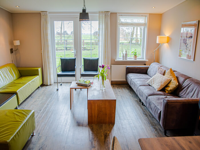Vakantiehuis in Staphorst (Overijssel) voor 18 personen met 7 slaapkamers.