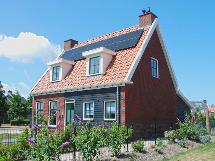 Vakantiehuis in Colijnsplaat (Zeeland) voor 8 personen met 4 slaapkamers.
