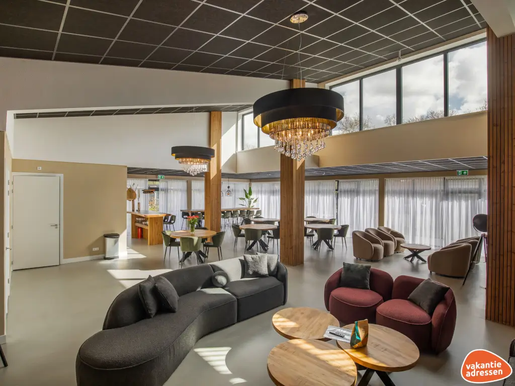Vakantiehuis in Hensbroek (Noord-Holland) voor 20 personen met 5 slaapkamers.