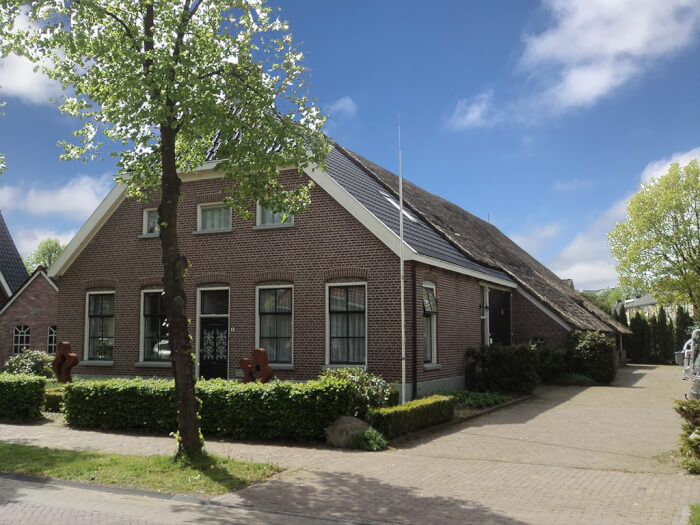 Vakantiehuis in Diever (Drenthe) voor 25 personen met 7 slaapkamers.