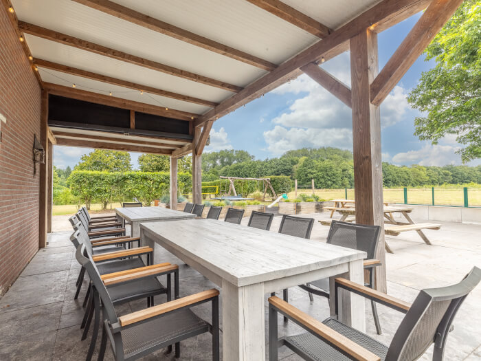 Vakantiehuis in Achterveld (Utrecht) voor 24 personen met 10 slaapkamers.