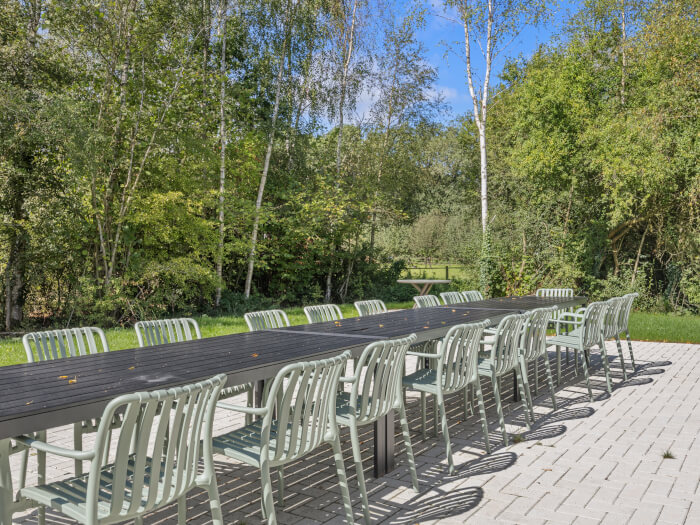Vakantiehuis in Noordwolde (Friesland) voor 18 personen met 9 slaapkamers.
