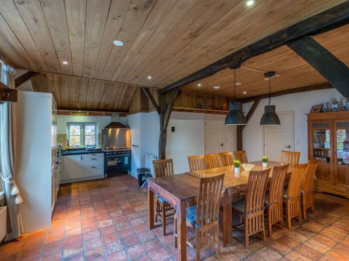 Vakantiehuis in Gaanderen (Gelderland) voor 12 personen met 5 slaapkamers.