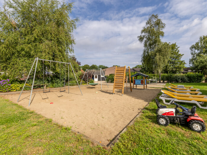 Vakantiehuis in Langenboom (Noord-Brabant) voor 20 personen met 9 slaapkamers.