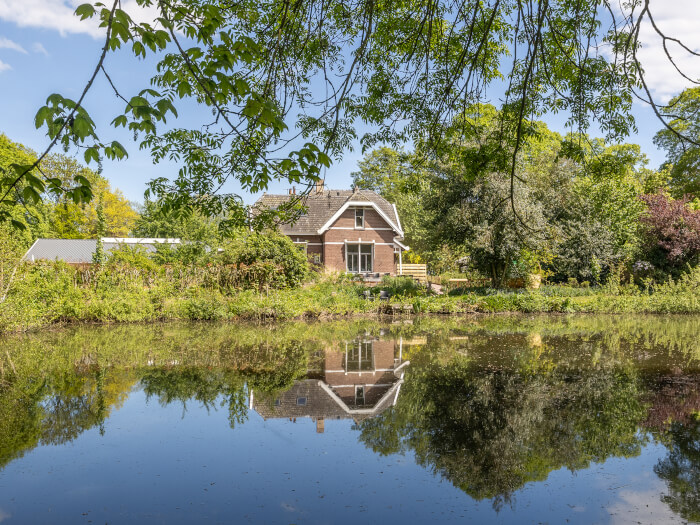 Vakantiehuis in Hommerts (Friesland) voor 10 personen met 5 slaapkamers.