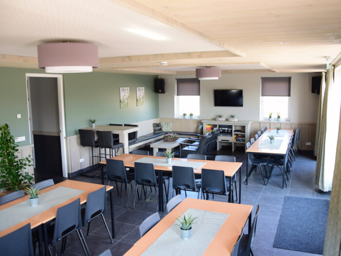 Vakantiehuis in Wekerom (Gelderland) voor 30 personen met 11 slaapkamers.