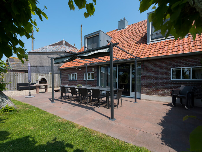 Vakantiehuis in Kamerik (Utrecht) voor 18 personen met 6 slaapkamers.