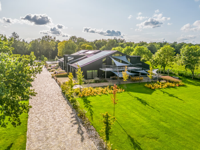 Vakantiehuis in Bergeijk (Noord-Brabant) voor 50 personen met 23 slaapkamers.