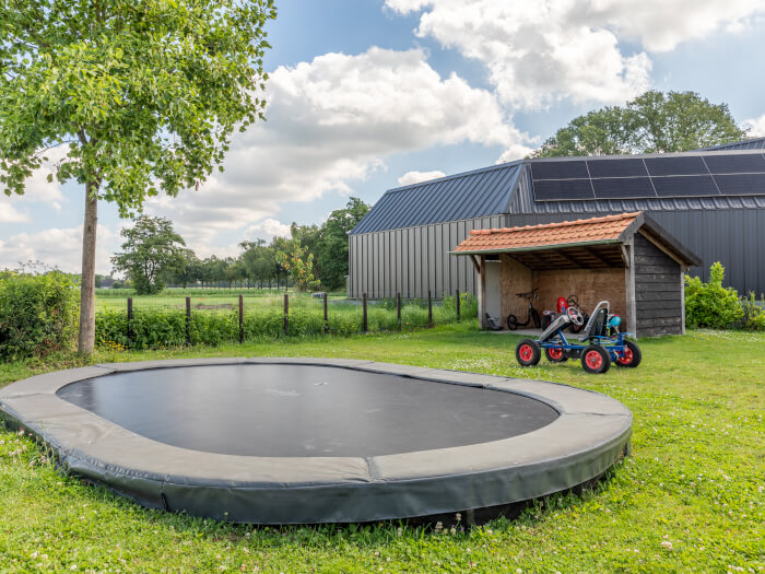 Vakantiehuis in Haaksbergen (Overijssel) voor 24 personen met 7 slaapkamers.