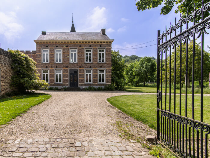 Vakantiehuis in Boirs (Limburg) voor 30 personen met 12 slaapkamers.