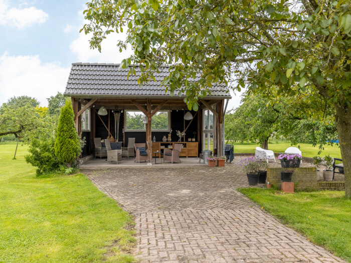 Vakantiehuis in Echteld (Gelderland) voor 34 personen met 12 slaapkamers.